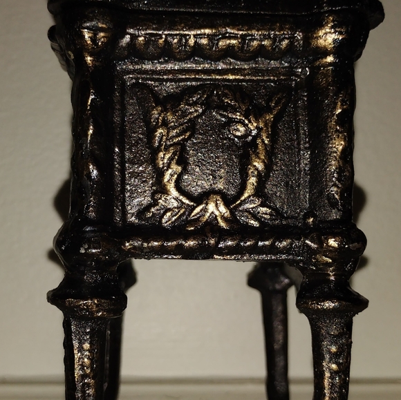 French Cast Iron Foundry Box - Picture 3 of 6